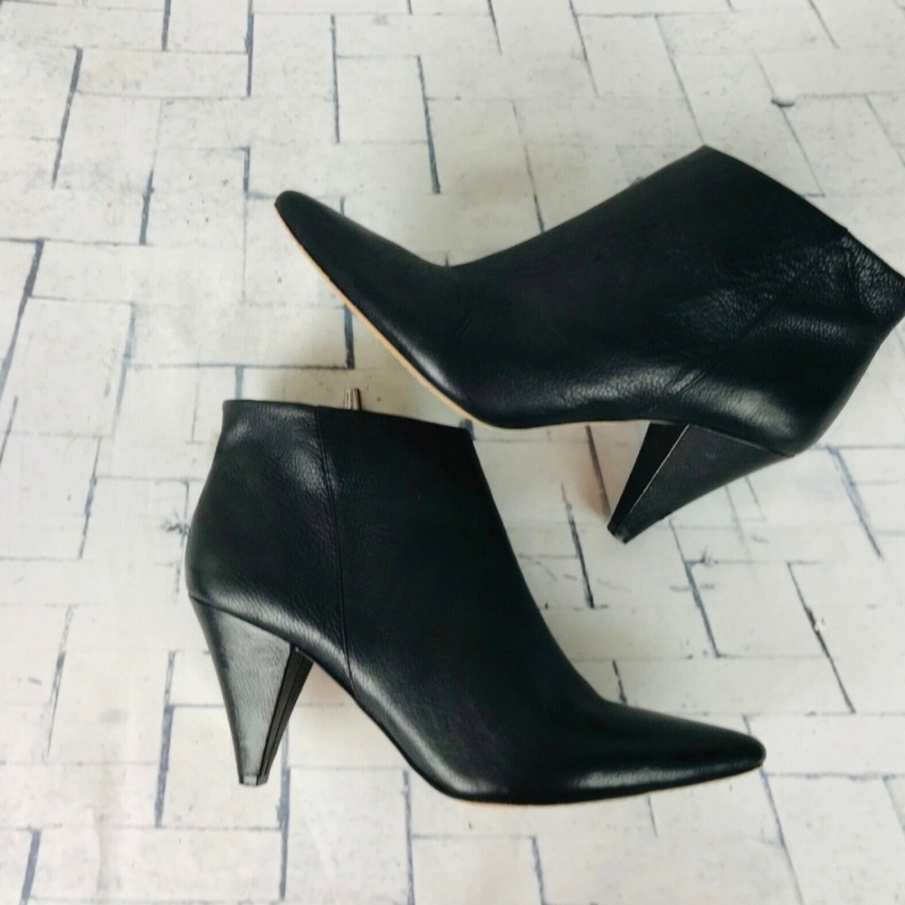 Vince Camuto Adriela  Black leather ankle boots